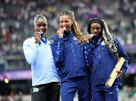 Paris 2024 - Women’s 200m Medal Ceremony