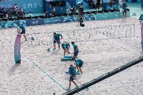 Paris 2024 - Women's Quarterfinal Beach Volleyball