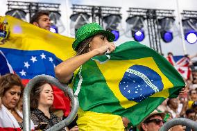 Paris 2024 - Women's Quarterfinal Beach Volleyball