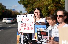 Activists rally in support of Ukrainian POWs outside Russian Embassy in Kyiv