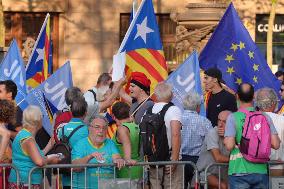 Catalan Separatist Puigdemont Returns To Barcelona