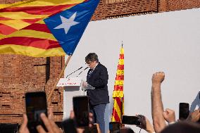 Catalan Separatist Puigdemont Returns To Barcelona