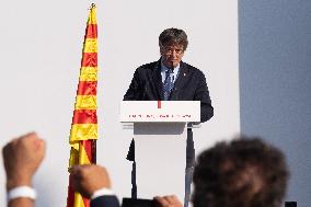 Catalan Separatist Puigdemont Returns To Barcelona