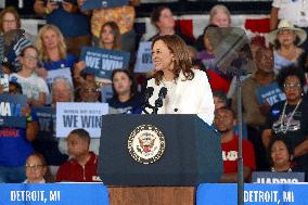 Kamala Harris Tim Walz US Presidential Campaign Rally in Michigan