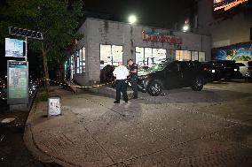 One Injured, One Killed In Stabbing Attack At Laundromat In Bronx New York