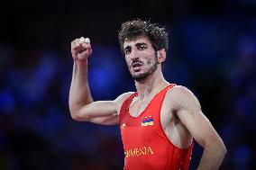 Slavik GALSTYAN Armenia Against Saeid ESMAEILI LEIVESI Iran - WRESTLING - MEN'S GRECO-ROMAN 67KG SEMIFINAL MATCH 145