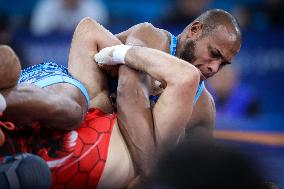 Rustam ASSAKALOV Of Uzbekistan Against Gabriel Alejandro ROSILLO KINDELAN Of Cuba - WRESTLING Men's Greco-Roman 97kg Bronze Meda