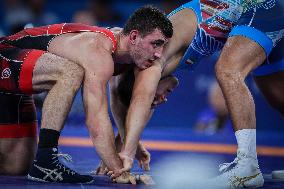 Semen Sergeevich NOVIKOV Of Bulgaria Against David LOSONCZI Of Hungary - WRESTLING - MEN'S GRECO-ROMAN 87KG SEMIFINAL MATCH 147