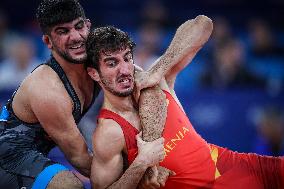 Slavik GALSTYAN Armenia Against Saeid ESMAEILI LEIVESI Iran - WRESTLING - MEN'S GRECO-ROMAN 67KG SEMIFINAL MATCH 145