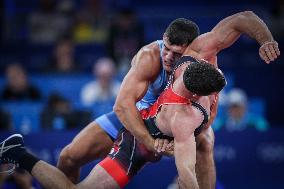 Semen Sergeevich NOVIKOV Of Bulgaria Against David LOSONCZI Of Hungary - WRESTLING - MEN'S GRECO-ROMAN 87KG SEMIFINAL MATCH 147