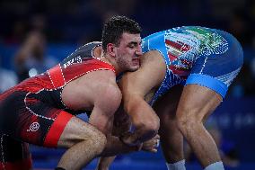 Semen Sergeevich NOVIKOV Of Bulgaria Against David LOSONCZI Of Hungary - WRESTLING - MEN'S GRECO-ROMAN 87KG SEMIFINAL MATCH 147