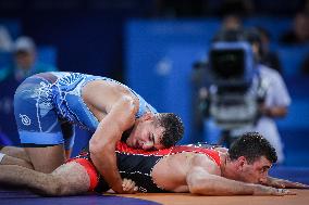 Semen Sergeevich NOVIKOV Of Bulgaria Against David LOSONCZI Of Hungary - WRESTLING - MEN'S GRECO-ROMAN 87KG SEMIFINAL MATCH 147