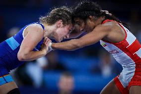 Lucia Yamileth YEPEZ GUZMAN Of Ecuador Against Annika WENDLE Of Germany - WRESTLING - WOMEN'S FREESTYLE 53KG SEMIFINAL MATCH 148