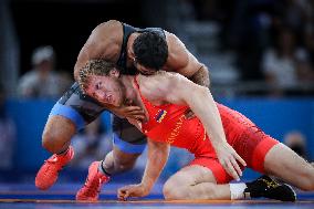 Wrestling - Olympic Games Paris 2024: Day 12