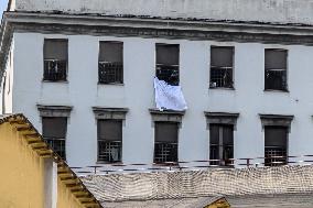 Prisons, Peaceful Protest In Poggioreale.