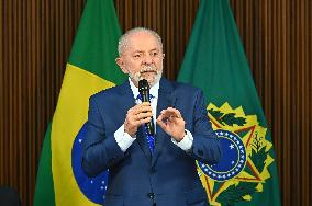 President Of Brazil Luiz Inácio Lula Da Silva Ministerial Meeting