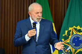 President Of Brazil Luiz Inácio Lula Da Silva Ministerial Meeting