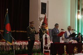 Nobel Peace Laureate Muhammad Yunus Takes Oath As Chief Adviser Of Interim Government Of Bangladesh