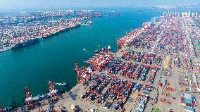 Qingdao Port Connecting 700 Ports