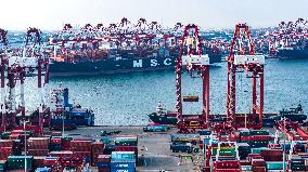 Qingdao Port Connecting 700 Ports