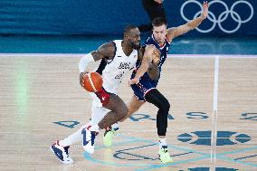 Paris 2024 - Basketball - USA v Serbia