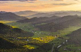 CHINA-INNER MONGOLIA-PASTURE-SUNSET (CN)