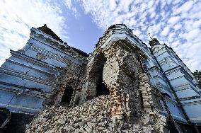 Christian church in eastern Ukraine destroyed by Russian troops