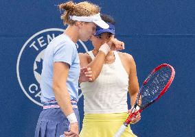 (SP)CANADA-TORONTO-TENNIS-NATIONAL BANK OPEN-WOMEN'S DOUBLES