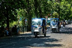 Daily Life Along Mall Road In Nainital