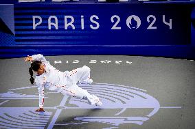 Paris 2024 - Breaking - India Sardjoe Competing