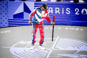 Paris 2024 - Snoop Dogg Opens Breaking Event