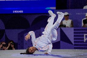 Paris 2024 - Breaking B-Girls Competition