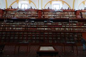 The Palafoxiana Library