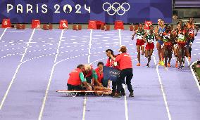 Paris 2024 - Alessia Zarbo Collapses During 10,000 m Final