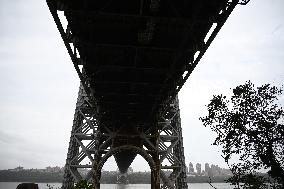 George Washington Bridge Seen In Englewood Cliffs New Jersey