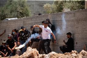 Palestinians Protest Against Israeli Settlements - West Bank