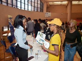 BOTSWANA-GABORONE-CHINESE COMPANY-JOB FAIR