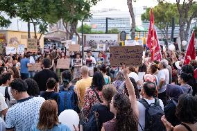 Turkish Animal Rights Activists Protest Against ‘Massacre Law’ - Izmir