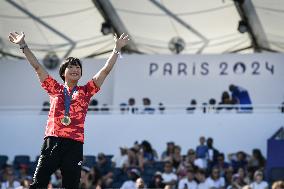 Paris 2024 - Fans salute medalists at the Parc des Champions in Paris FA