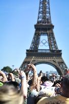 Paris 2024 - Fans salute medalists at the Parc des Champions in Paris FA