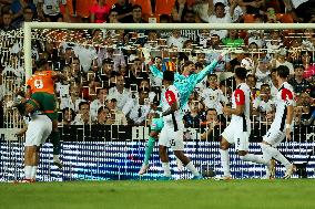 Valencia CF v Eintracht Frankfurt - Trofeu Taronja