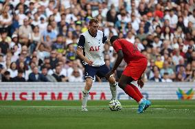 Tottenham Hotspur v FC Bayern Munich - Pre-Season Friendly