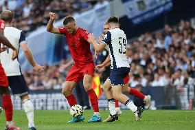 Tottenham Hotspur v FC Bayern Munich - Pre-Season Friendly