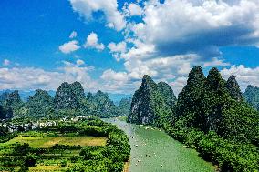 Li River Tour in Guilin