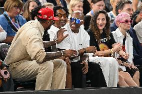 Paris 2024 - Carmelo Anthony At France v USA Basketball Final