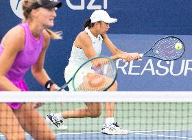(SP)CANADA-TORONTO-TENNIS-NATIONAL BANK OPEN-WOMEN'S DOUBLES