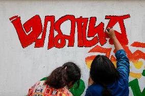 Students Paint The New Graffitis In Dhaka