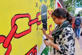 Students Paint The New Graffitis In Dhaka