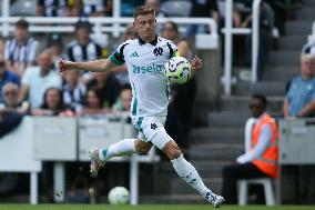 Newcastle United v Stade Brestois - Pre-Season Friendly