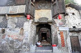 (GloriousGuizhou)CHINA-GUIZHOU-ANSHUN-TUNPU CULTURE-ANCIENT STONE BUILDINGS (CN)